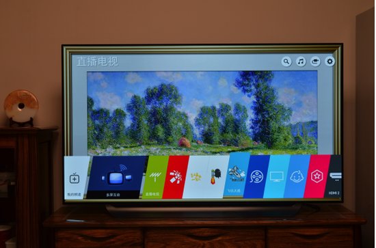 LG OLED C8电视评测：3.9mm超薄机身 搭配动感应遥控器