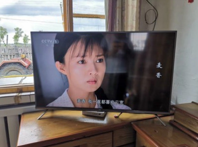 TCL 43V2好不好